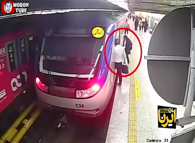 Video :In Tehran, a teenage girl was allegedly assaulted for not donning a headscarf